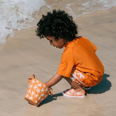 Swim Essentials Sea Star Silikon Oyuncak Seti - Kova, Kürek ve 3 adet Kalıp