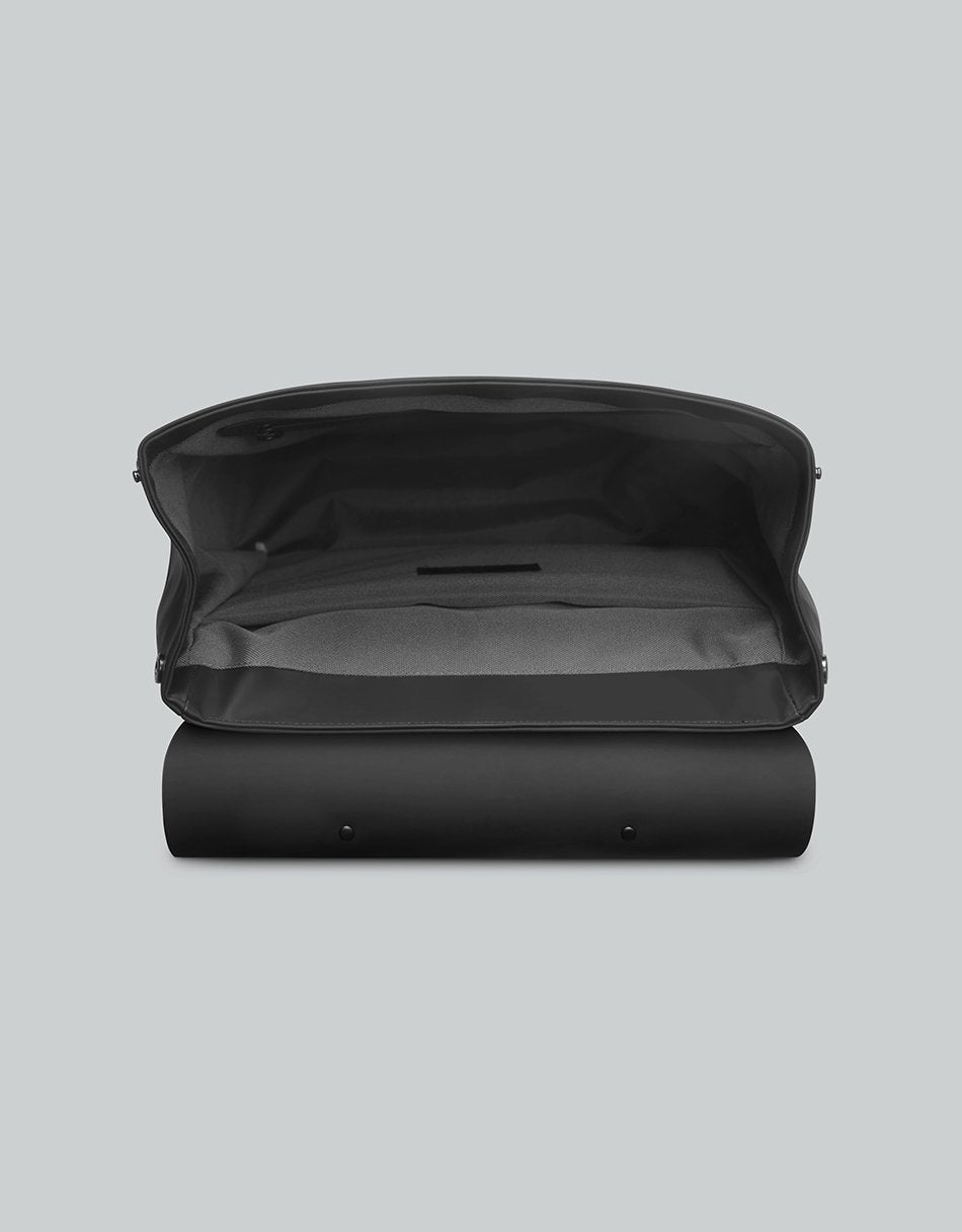 Gaston Luga Splash 2.0 Laptop Bölmeli Sırt Çantası – 16” Siyah ( Teşhir Ürün )