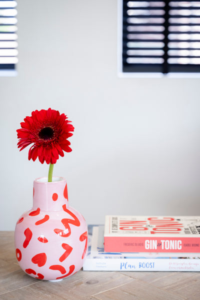 Que Rico – Rosita Leopardo Lindo El Boyaması Vazo