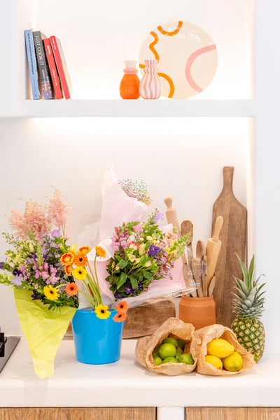 Que Rico - Carolina Rayas Bailarinas El Boyaması Vazo