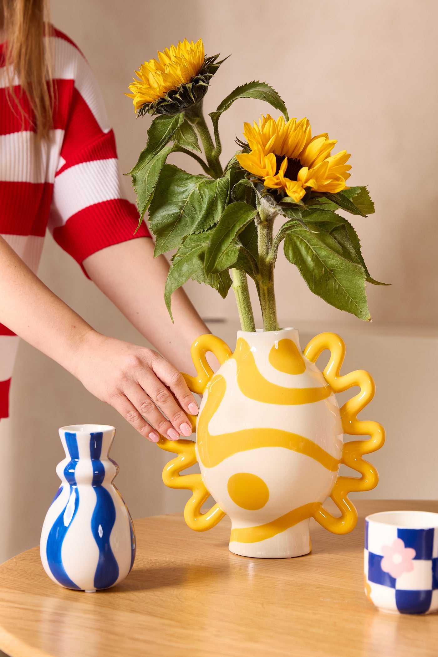 Que Rico - Carolina Bold & Blue El Boyaması Vazo