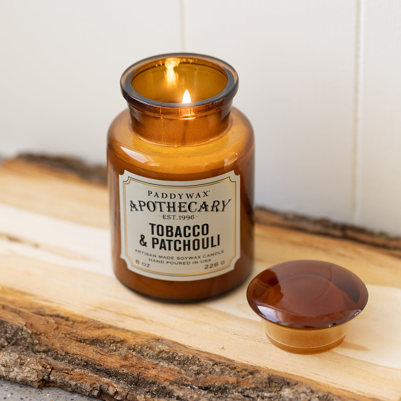 Paddywax Apothecary Glass Jar Candle Tobacco&Patchouli Cam Mum
