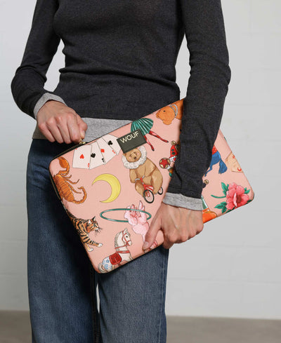 Wouf Circus - Laptop Kılıfı 15" & 16"