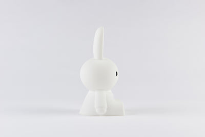 MR.MARIA MIFFY FIRST LIGHT LAMBA