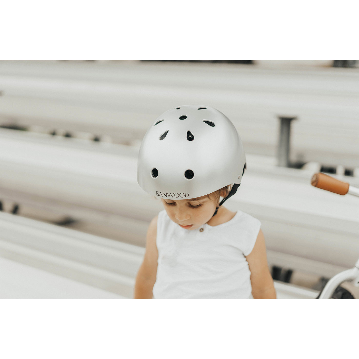 Banwood Kask | Chrome